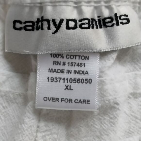 Cathy Daniels woman's Capri's - Picture 5 of 6